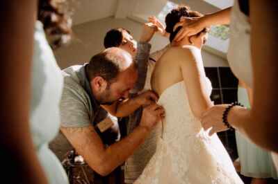 Story of U of G Staffer, Syrian Refugee Tailor Saving Wedding Day Makes Headlines