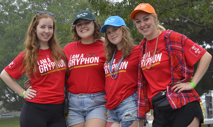Students in "I am a Gryphon" shirts