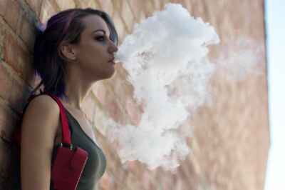 Nicotine Vapour More Rewarding For Adolescents Than Adults, Reveals U of G Study