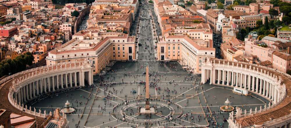 Piazza San Pietro, Vatican City.